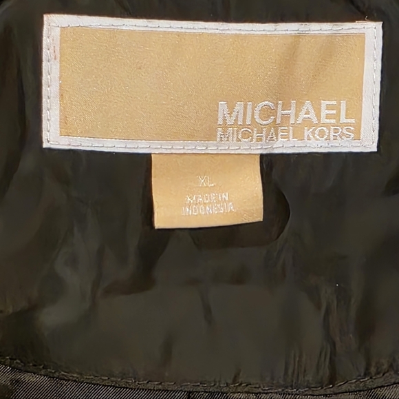 Michael Kors Dark Hunter Green WARM COZY Puffer Coat with Fur Hood Size XL NEW - Picture 12 of 12